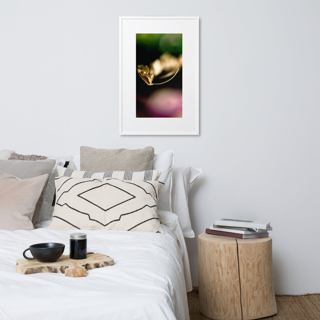 Poster mit Passepartout - Falling Leaf artlia