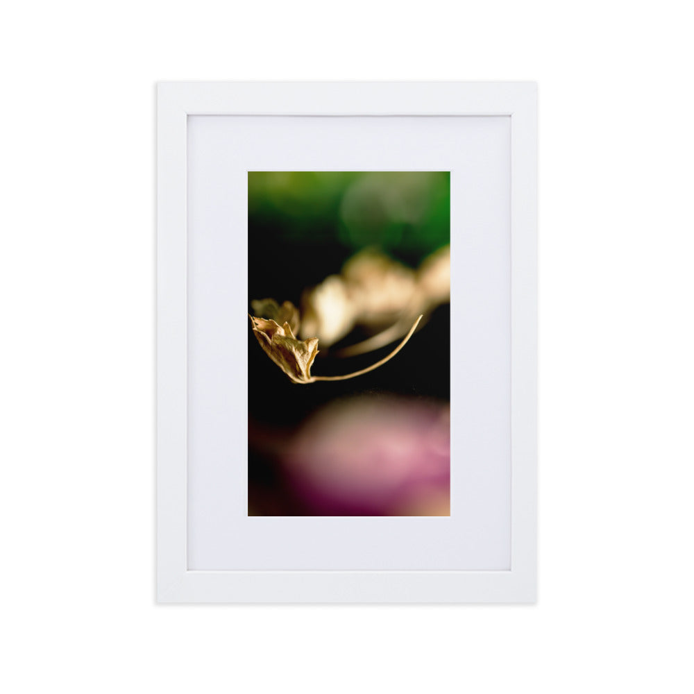 Poster mit Passepartout - Falling Leaf Weiß / 21×30 cm artlia
