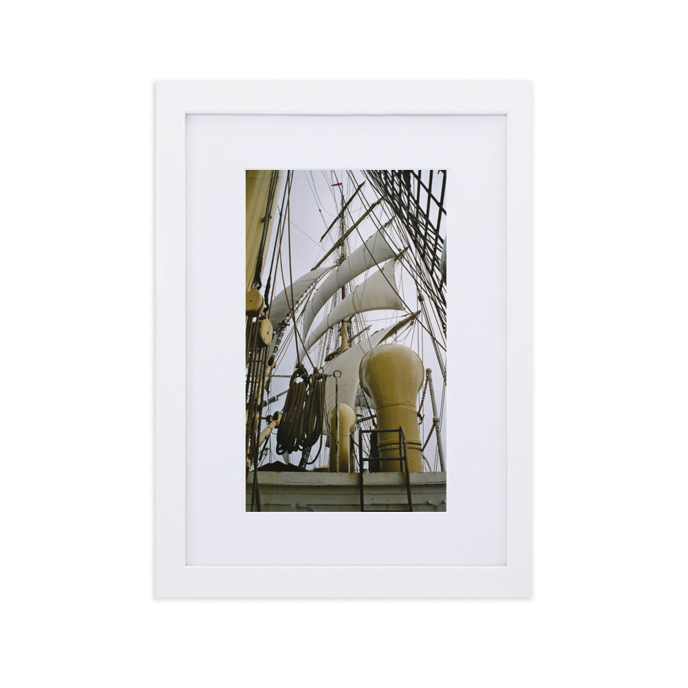 Poster mit Passepartout - Start a new journey Weiß / 21×30 cm artlia