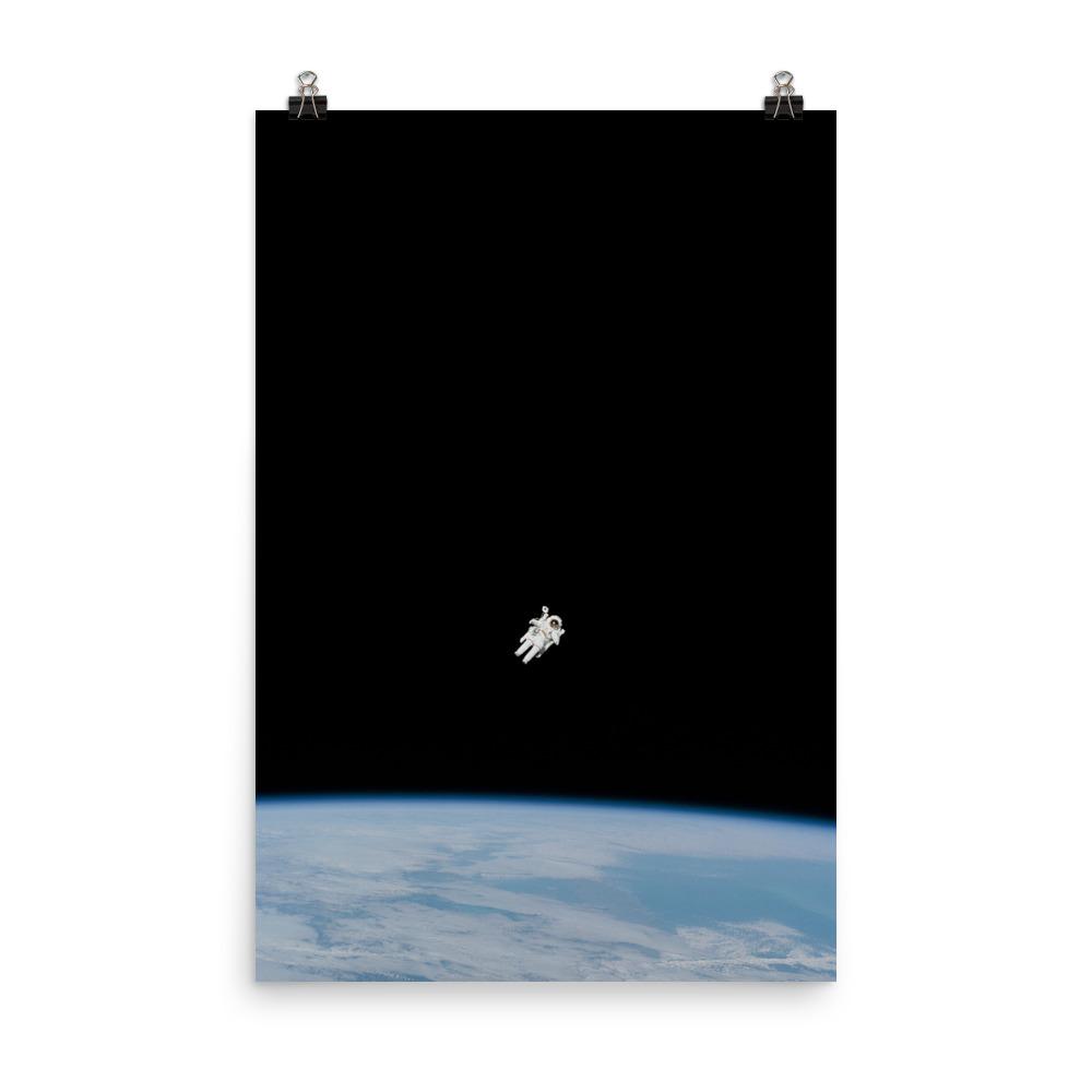Astronaut im Weltraum - Poster 30x45 cm artlia
