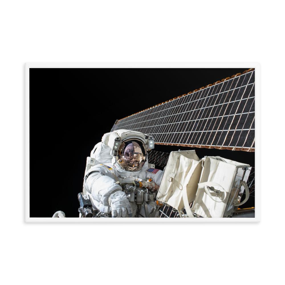 Astronaut - Poster im Rahmen weiß / 61x91 cm artlia