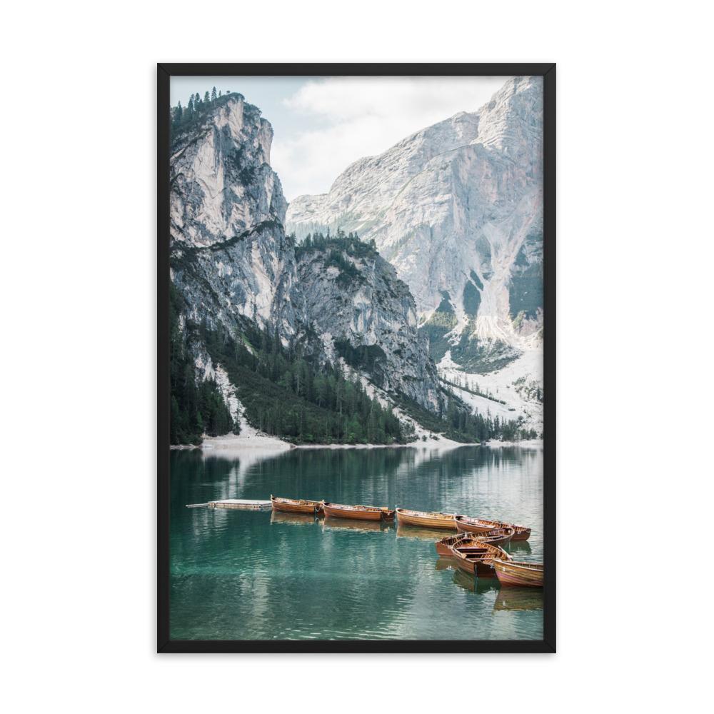 Braies lake 2 - Poster im Rahmen artlia