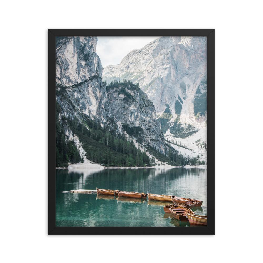 Braies lake 2 - Poster im Rahmen schwarz / 41x51 cm artlia