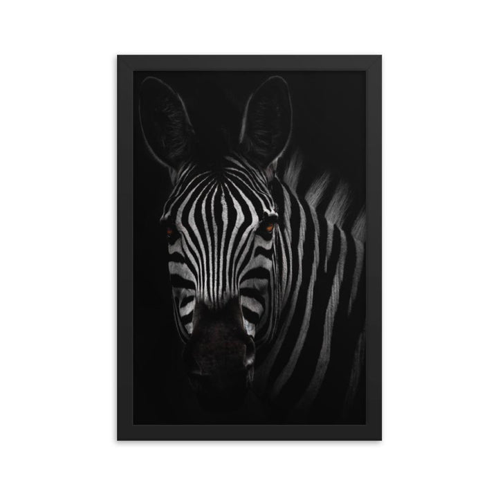 das Starren des Zebras - Poster im Rahmen schwarz / 30x45 cm artlia