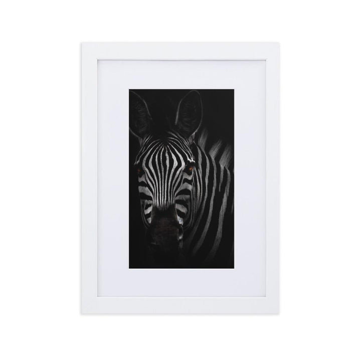 das Starren des Zebras - Poster im Rahmen mit Passepartout weiß / 21×30 cm artlia