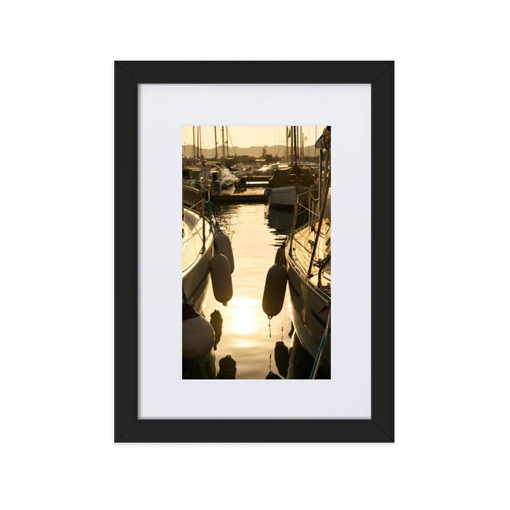 ein Sommerabend - Poster im Rahmen mit Passepartout schwarz / 21×30 cm artlia