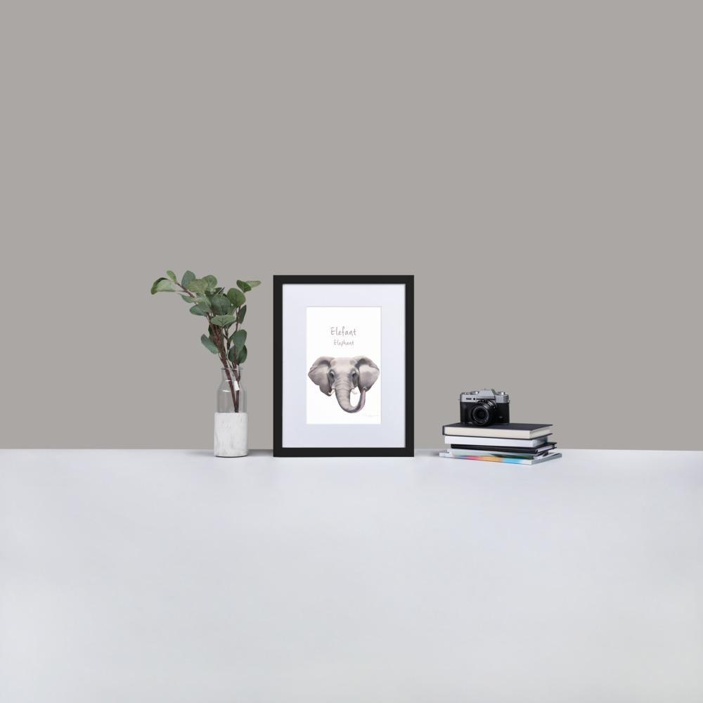 Elefant - Poster im Rahmen mit Passepartout schwarz / 30×40 cm artlia