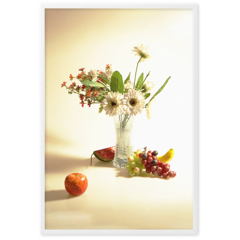 Flower Vase - Poster im Rahmen Weiß / 61×91 cm artlia