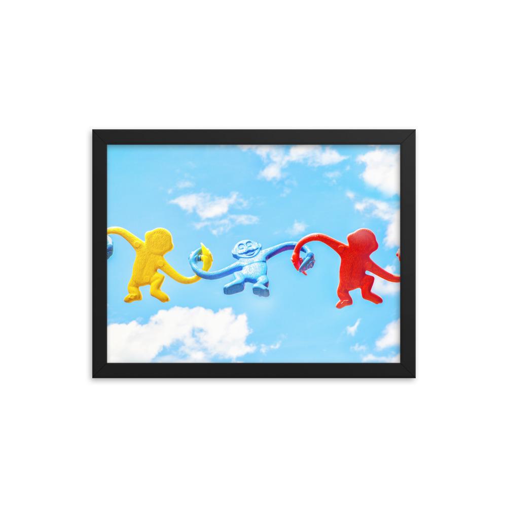 Himmlisches Teamwork - Poster im Rahmen schwarz / 30x41 cm artlia