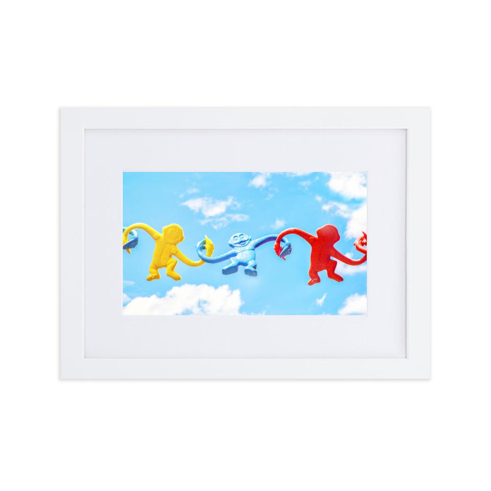 Himmlisches Teamwork - Poster im Rahmen mit Passepartout weiß / 21×30 cm artlia