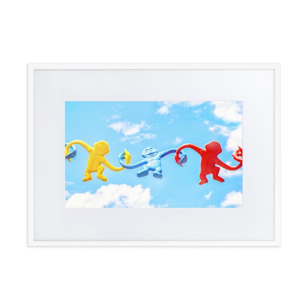 Himmlisches Teamwork - Poster im Rahmen mit Passepartout weiß / 50×70 cm artlia