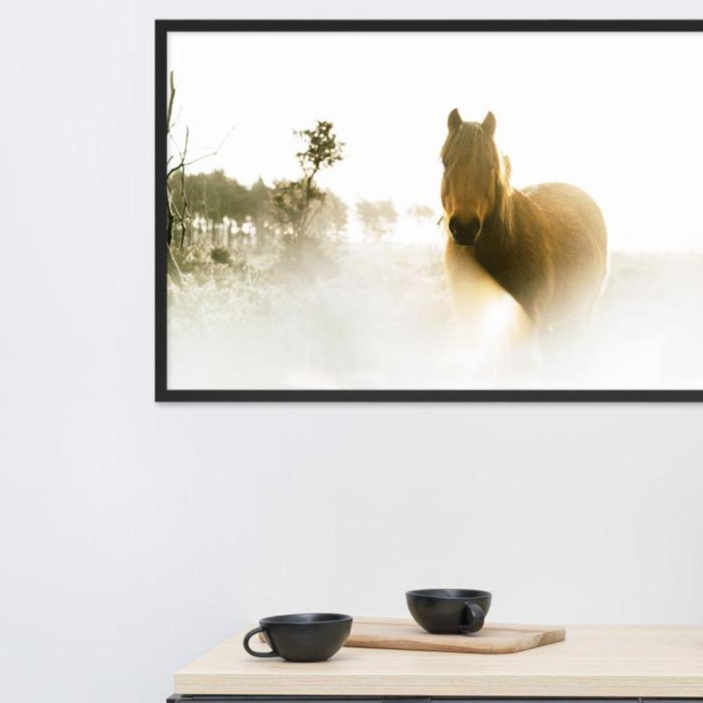Pferd im Traum - Poster im Rahmen artlia