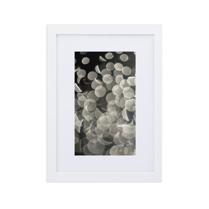 Lichtblasen - Poster im Rahmen mit Passepartout Weiß / 21×30 cm artlia