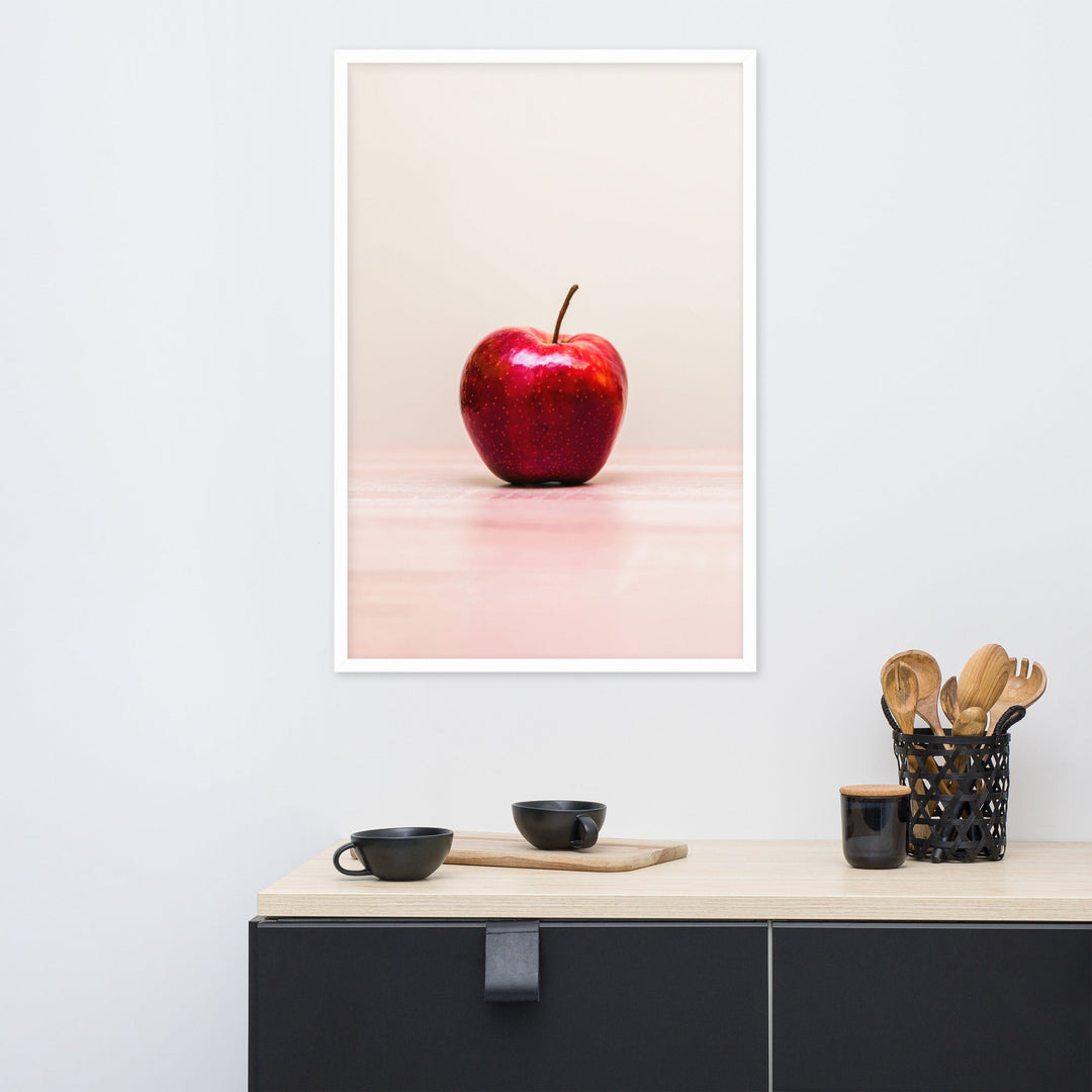 Red Apple - Poster im Rahmen artlia