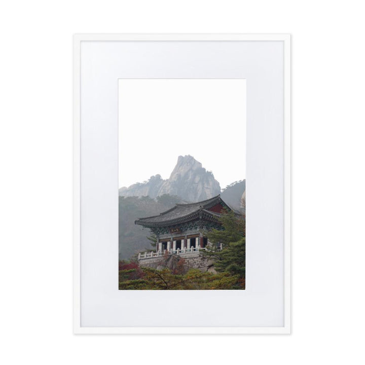 Tempel im Berg - Poster im Rahmen mit Passepartout Weiß / 50×70 cm artlia